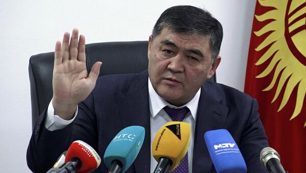 Камчыбек Ташиев рассказал о роскошной жизни судей Верховного суда — видео - Sputnik Кыргызстан