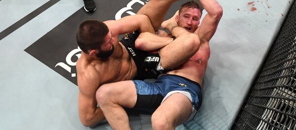 UFC представил лучшие сабмишены года — видео UFC представил лучшие сабмишены года — видео - Sputnik Кыргызстан