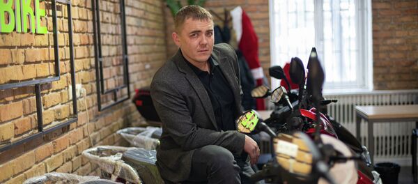 Владелец магазина электроскутеров Анвар Чукубаев - Sputnik Кыргызстан