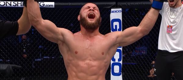 UFC 2020-жылдагы эң мыкты беттештердин бүйүр кызыткан видеосун жарыялады - Sputnik Кыргызстан