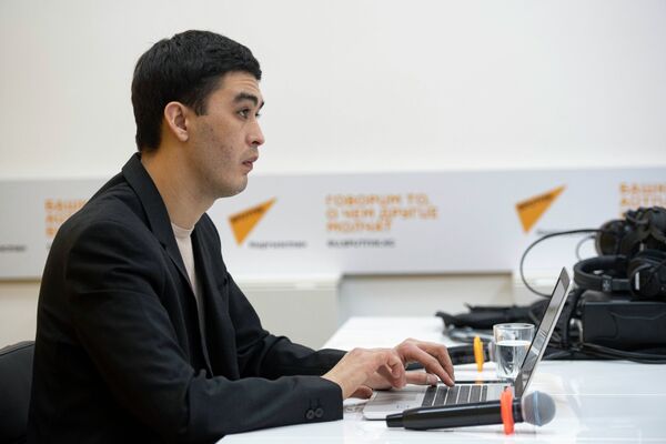  Корреспондент Алимджан Валиев - Sputnik Кыргызстан