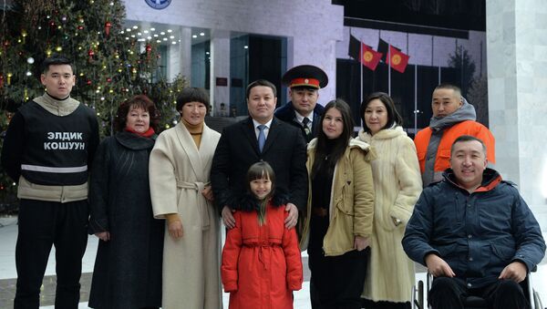 Новогоднее поздравление и.о. президента Таланта Мамытова  - Sputnik Кыргызстан