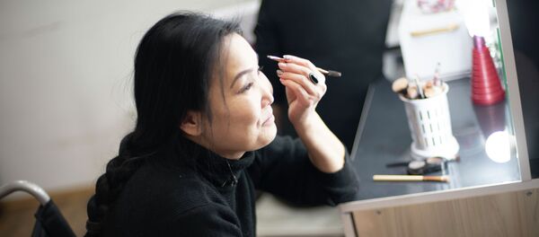 Владелица салона красоты Роза Бегалиева Владелица салона красоты Роза Бегалиева - Sputnik Кыргызстан