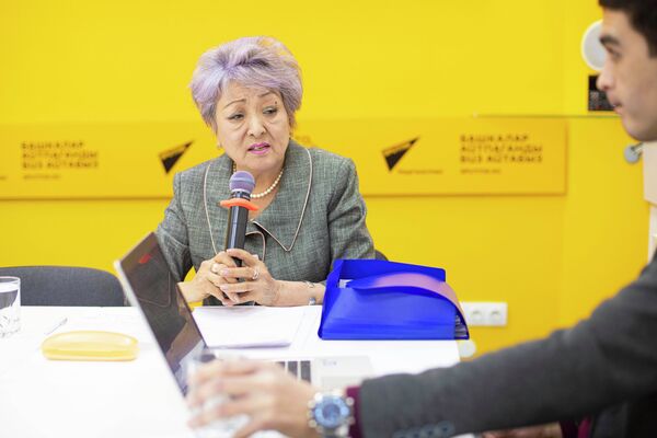 В молоке выявили антибиотики — итоги исследования в Бишкеке и двух областях КР В молоке выявили антибиотики — итоги исследования в Бишкеке и двух областях КР - Sputnik Кыргызстан