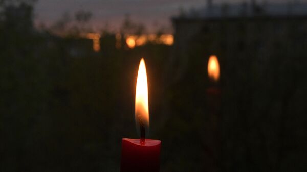 Горящая свеча. Архивное фото - Sputnik Кыргызстан