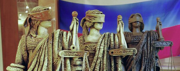 Статуи Фемиды. Архивное фото - Sputnik Кыргызстан