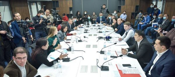 Заседание экологического совета для борьбы со смогом в Бишкеке - Sputnik Кыргызстан