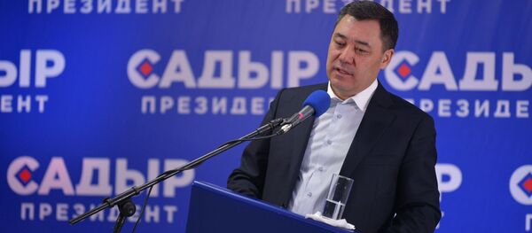 Кандидат в президенты Кыргызстана Садыр Жапаров во время брифинга после президентских выборов и референдума - Sputnik Кыргызстан