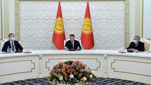 Встреча и. о. президента КР Таланта Мамытова с главами миссий международных наблюдателей - Sputnik Кыргызстан