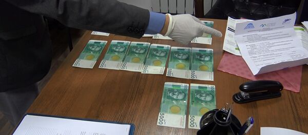  Социалдык фонддун Талас облусу боюнча башкармалыгынын жетекчиси пара берүүгө шектелип кармалды - Sputnik Кыргызстан