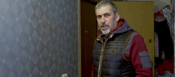 Власти Латвии хотят запугать нас — журналист, сотрудничающий с Россия сегодня - Sputnik Кыргызстан