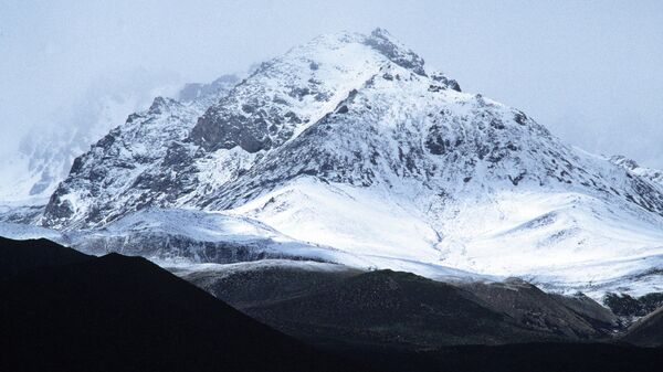 Горы Тянь-Шань в Кыргызстане. Архивное фото - Sputnik Кыргызстан