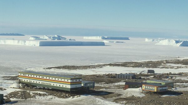 Станция Молодежная в Антарктиде - Sputnik Кыргызстан