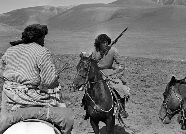 Съемки фильма Выстрел на перевале Караш - Sputnik Кыргызстан