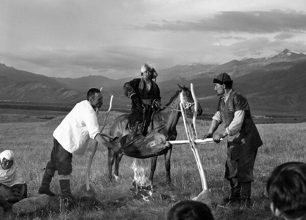 Съемки фильма Выстрел на перевале Караш - Sputnik Кыргызстан