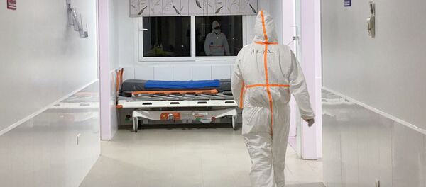 Ооруканадагы дарыгер. Архив - Sputnik Кыргызстан