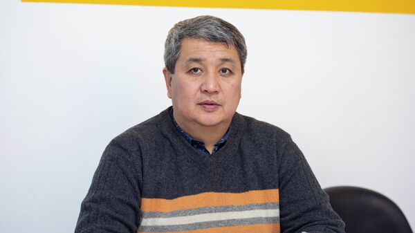 Кыргызстандын Нефтетрейдерлер ассоциациясынын аткаруучу директору Канат Эшатов - Sputnik Кыргызстан