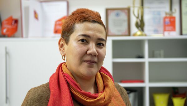 Директор общественного благотворительного фонда Бабушка Эдопшн Айдай Кадырова - Sputnik Кыргызстан