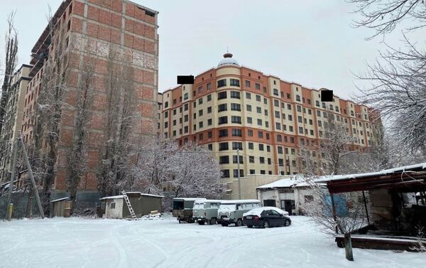 Отмечается, что Антикоррупционная служба ГКНБ выявила коррупционную схему незаконного строительства с участием одной из стройкомпаний и должностных лиц в сфере архитектурно-строительного надзора - Sputnik Кыргызстан