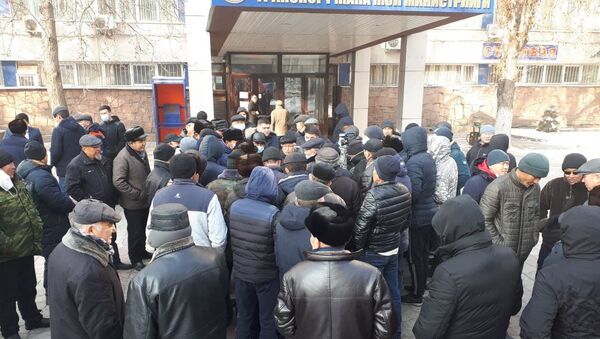 Митинг сотрудников Минтранса в Бишкеке - Sputnik Кыргызстан