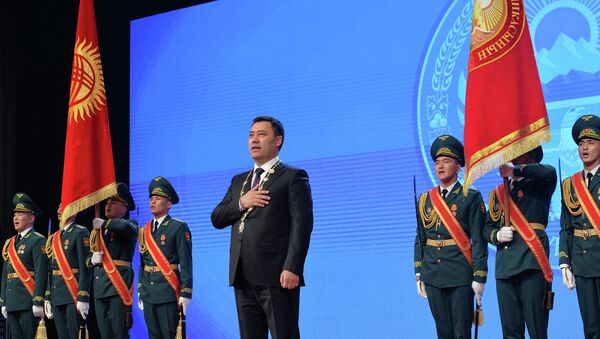 Избранный президент Кыргызстана Садыр Жапаров на церемонии инаугурации в Большом зале национальной филармонии. Архивное фото - Sputnik Кыргызстан