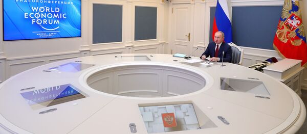 Президент РФ Владимир Путин выступает по видеосвязи во время Всемирного экономического форума (ВЭФ) - Sputnik Кыргызстан