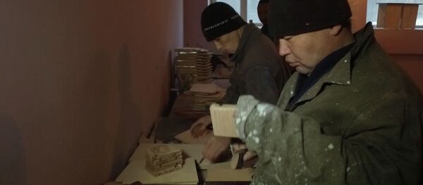 Буюртмага муктажбыз! Сокулуктук майып усталардын өнөрү видеодо - Sputnik Кыргызстан