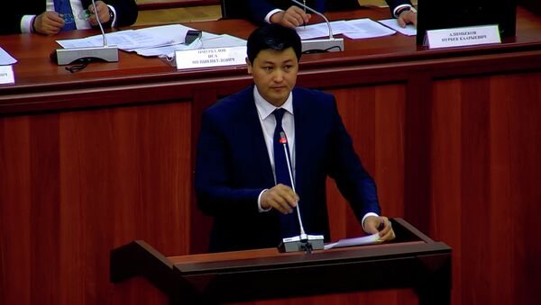 Как кандидат в премьеры Марипов отбивался от депутатов ЖК — видео - Sputnik Кыргызстан