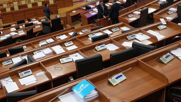 Заседание Жогорку Кенеша. Архивное фото - Sputnik Кыргызстан