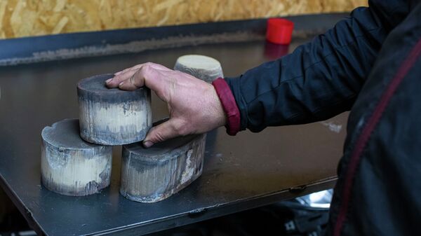 Бишкек шаарындагы кабыл алуу пункттарынын биринде авто катализатор. Архив - Sputnik Кыргызстан