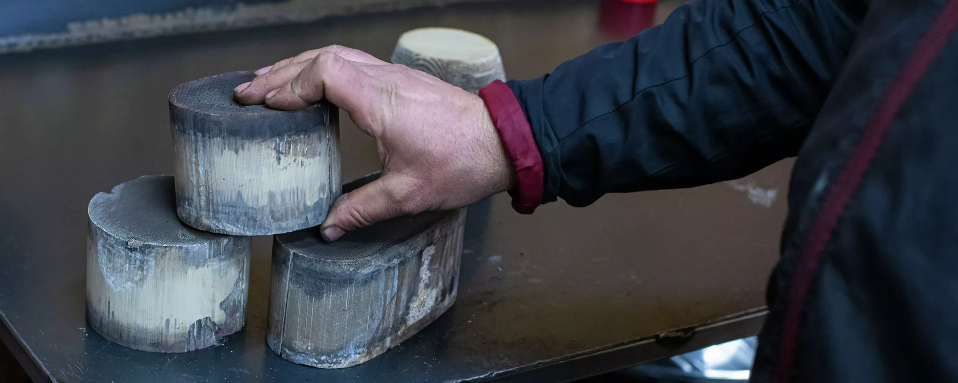 Автомобильные катализаторы в Бишкеке. Архивное фото - Sputnik Кыргызстан, 1920, 26.12.2025