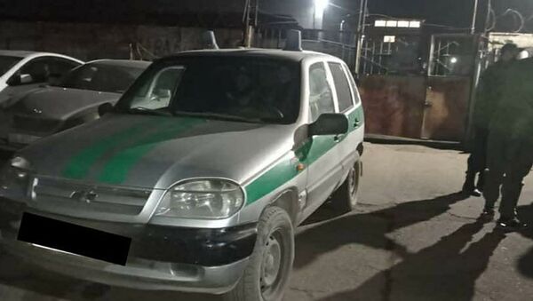В Бишкеке минувшей ночью на штрафстоянку водворили пять автомашин групп быстрого реагирования (ГБР) охранных агентств - Sputnik Кыргызстан