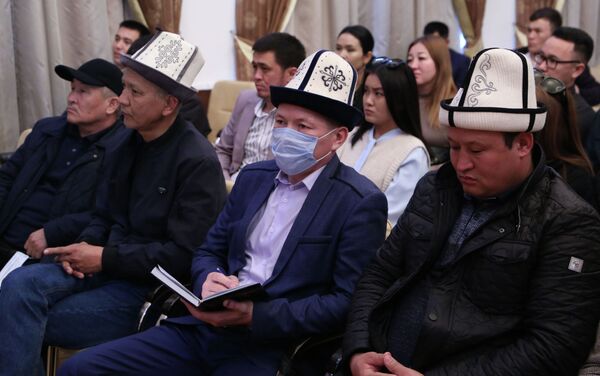 Представители гражданских объединений и местные жители активно высказывали свои предложения по уточнению и усилению охраны границ - Sputnik Кыргызстан