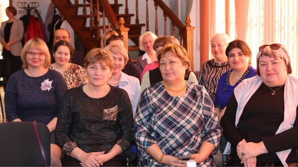 Делегация российских учителей гуманитарного проекта Российский учитель за рубежом. Архивное фото - Sputnik Кыргызстан