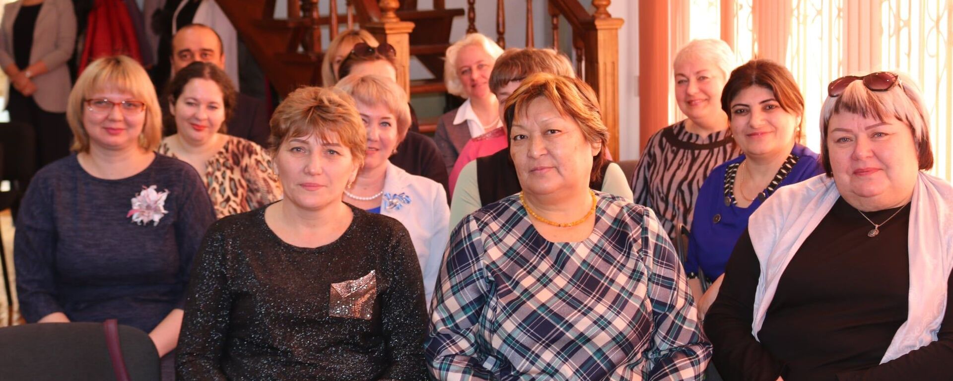 Участники проекта Российский учитель за рубежом в Оше. Архивное фото - Sputnik Кыргызстан, 1920, 30.10.2025