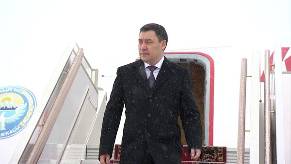 Москва встретила Садыра Жапарова снегопадом — видео - Sputnik Кыргызстан