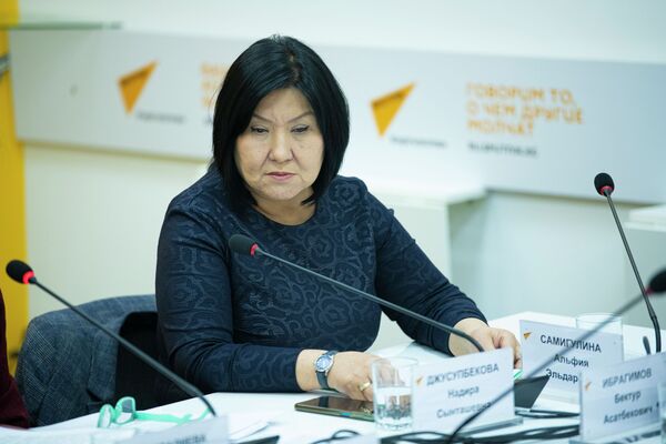 Заместитель министра образования и науки Надира Джусупбекова
 - Sputnik Кыргызстан