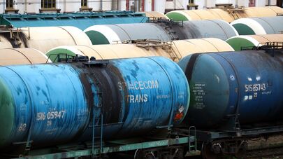 Железнодорожные цистерны для нефтепродуктов