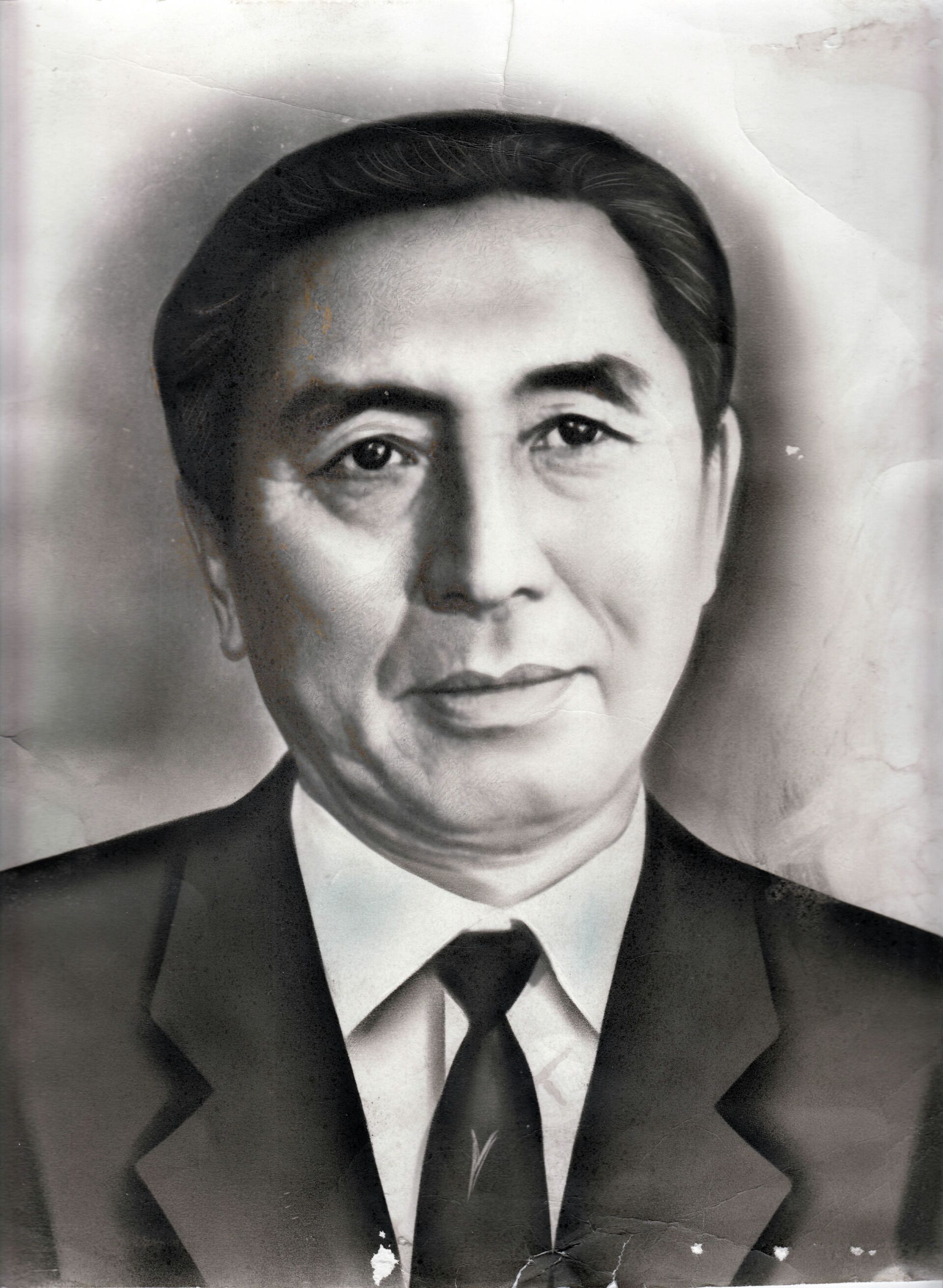 Кандидат филологических наук, писатель Тазабек Саманчин - Sputnik Кыргызстан, 1920, 16.12.2021