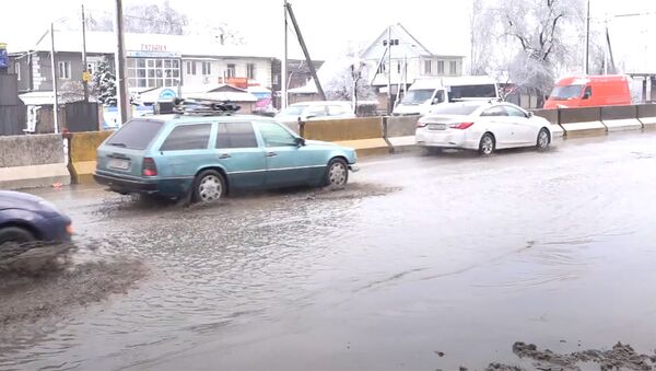 Наводнение на западе Бишкека — архитекторы хотят решить проблему. Видео - Sputnik Кыргызстан