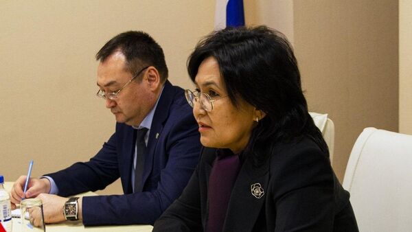 Встреча посла КР в РФ Гульнары-Клары Самат с руководителем Россотрудничества - Sputnik Кыргызстан