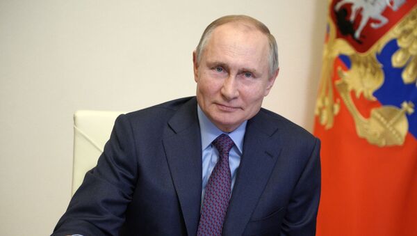 Президент РФ В. Путин провел совещание по вопросам наращивания производства вакцин и вакцинации населения РФ - Sputnik Кыргызстан