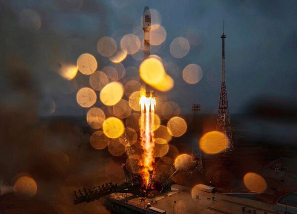 Союз-2.1а үлгүсүндөгү ракета ташуучу Байконур космодромунан старт алды. Ал орбитага 18 мамлекеттин 38 спутнигин жеткирди - Sputnik Кыргызстан