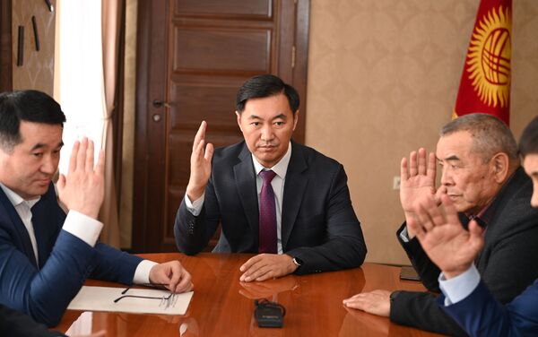 Сайдулла Нышанов избран лидером парламентской фракции Ата Мекен - Sputnik Кыргызстан