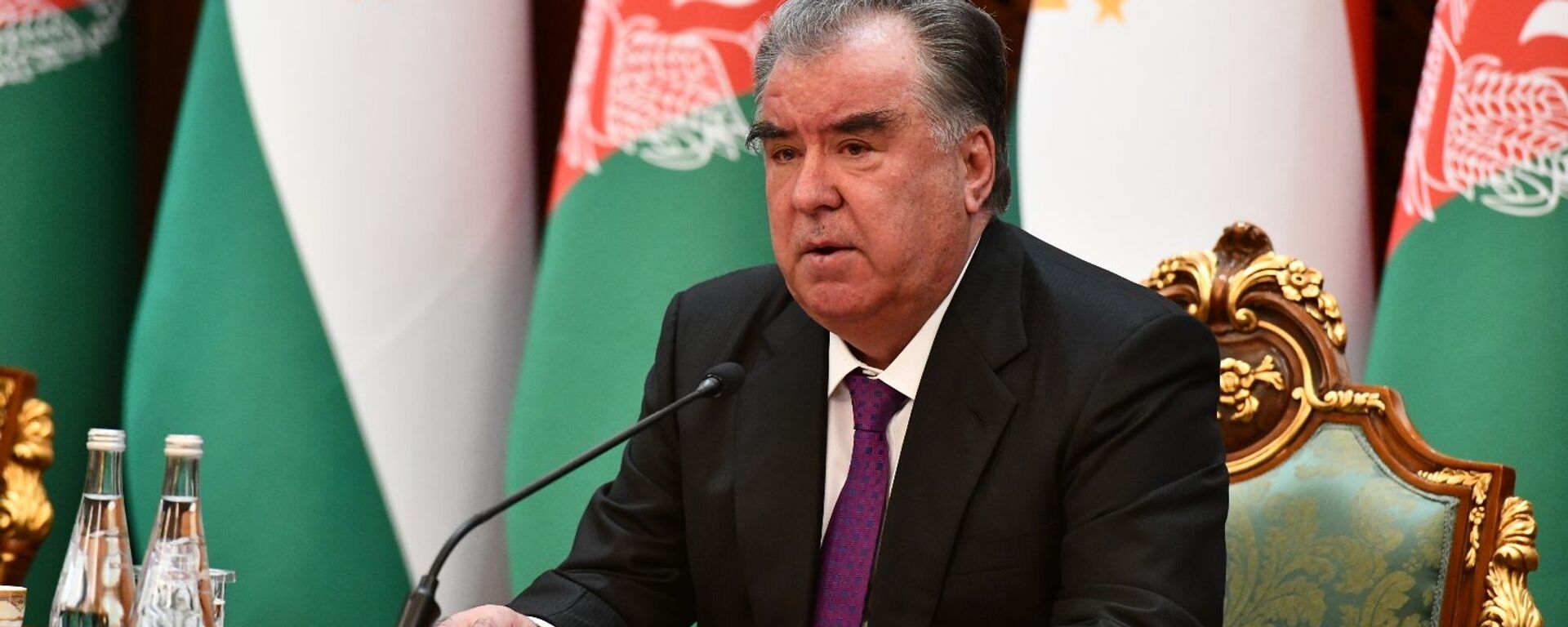 Президент Таджикистана Эмомали Рахмон - Sputnik Кыргызстан, 1920, 01.04.2021