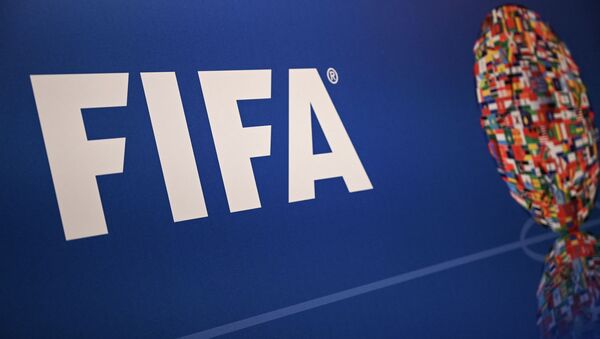 Логотип Международной федерации футбола (FIFA). Архивное фото - Sputnik Кыргызстан