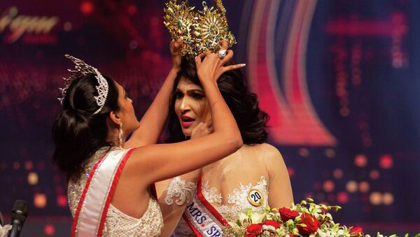 Скандал на конкурсе красоты Миссис Шри-Ланка - Sputnik Кыргызстан