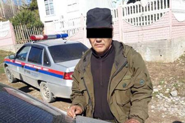 В ходе спецоперации в Джалал-Абадской области задержаны подозреваемые в незаконной торговле оружием - Sputnik Кыргызстан
