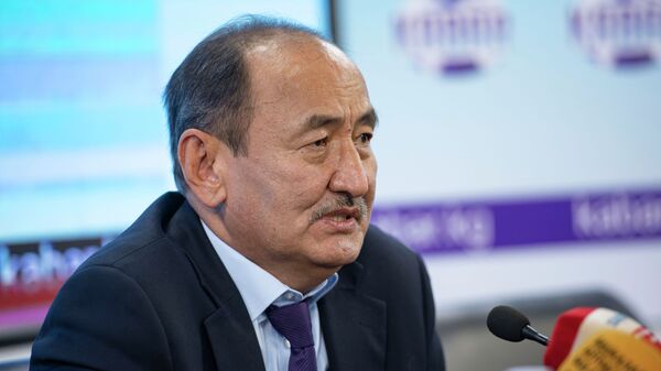 Министр здравоохранения Алымкадыр Бейшеналиев. Архивное фото - Sputnik Кыргызстан