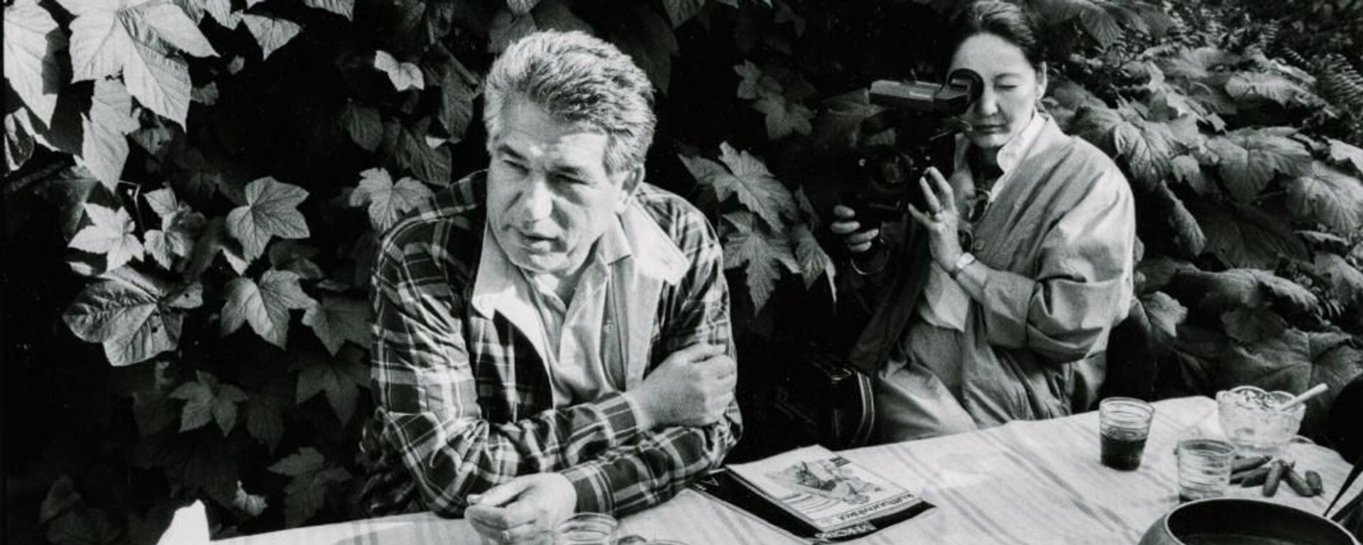 Залкар жазуучу Чыңгыз Айтматов. Архив Залкар жазуучу Чыңгыз Айтматов. Архив - Sputnik Кыргызстан, 1920, 12.12.2022